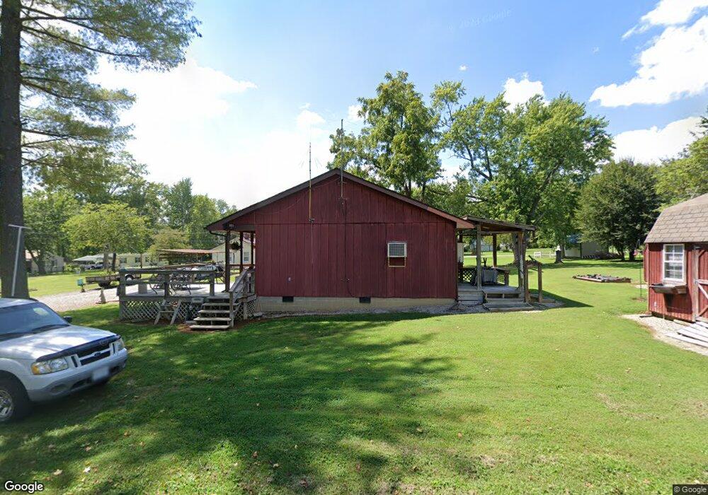 1712 Dorris Heights Rd, Harrisburg, IL 62946 - photo 1