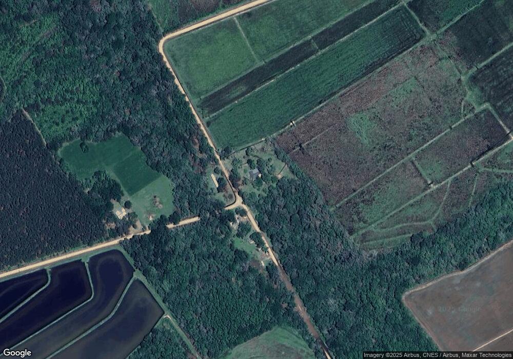 2008 Young Dr, Eunice, LA 70535 - photo 1