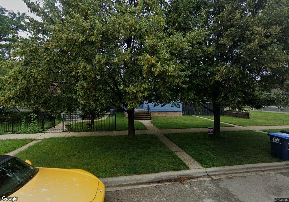 1510 Oakwood Ave, Des Plaines, IL 60016 - photo 1