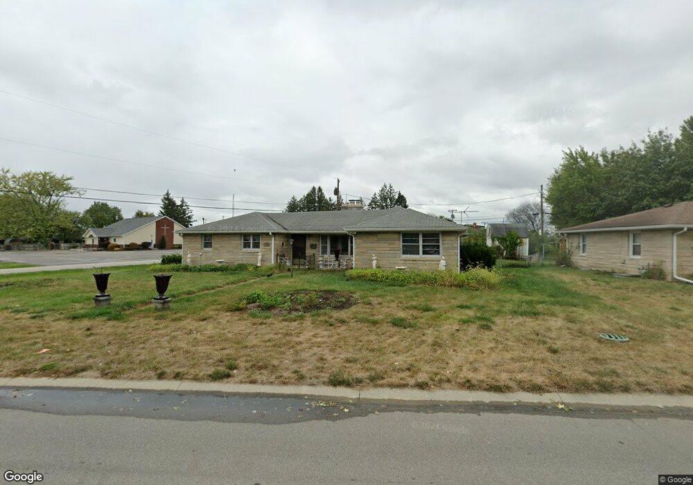 1302 E Buchanan St, Plainfield, IN 46168 - photo 1