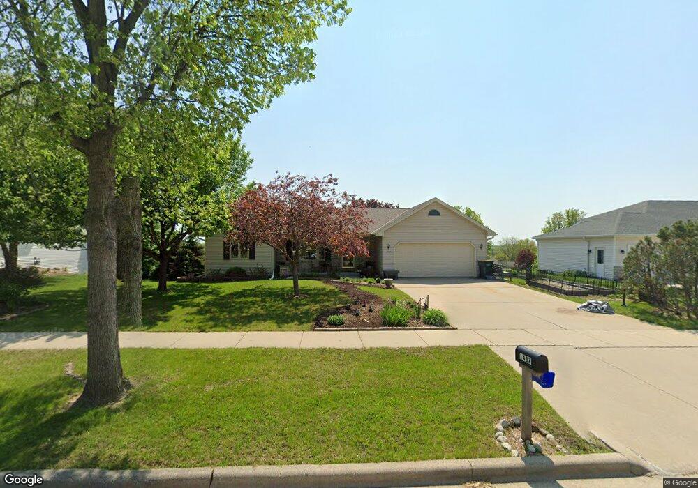 1437 Wolf Dr, West Bend, WI 53090 - photo 1