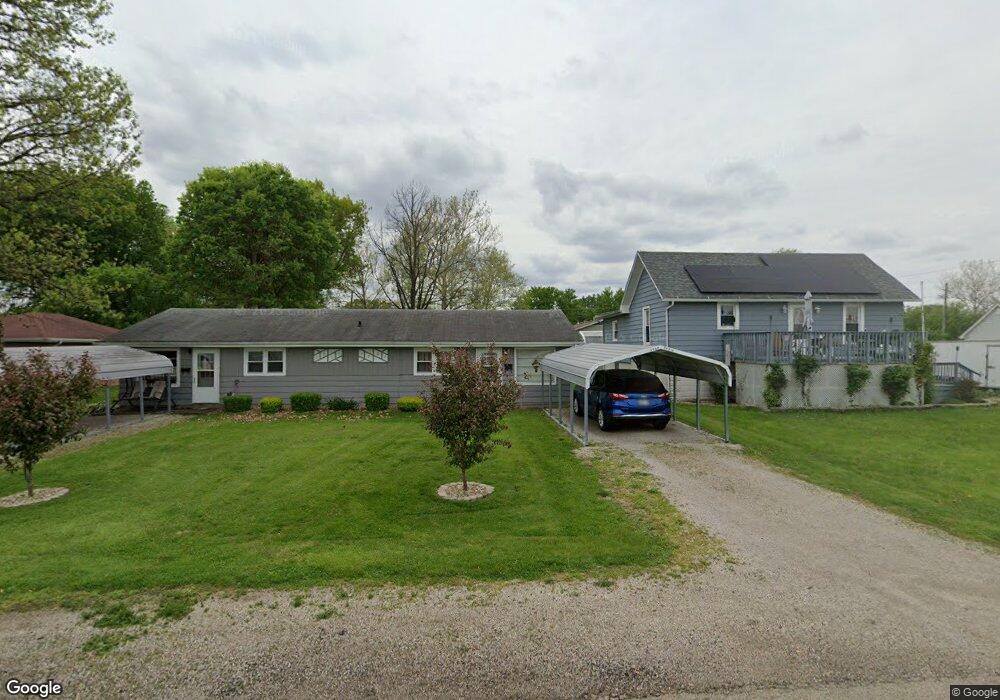 1707 Pekin St unit 1711, Lincoln, IL 62656 - photo 1