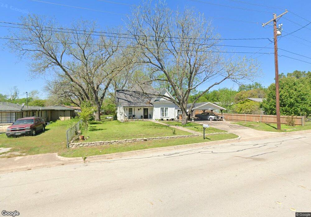 1305 Franklin St, Weatherford, TX 76086 - photo 1