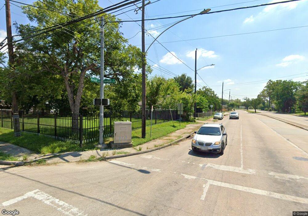 000 Cavalcade St, Houston, TX 77026 - photo 1