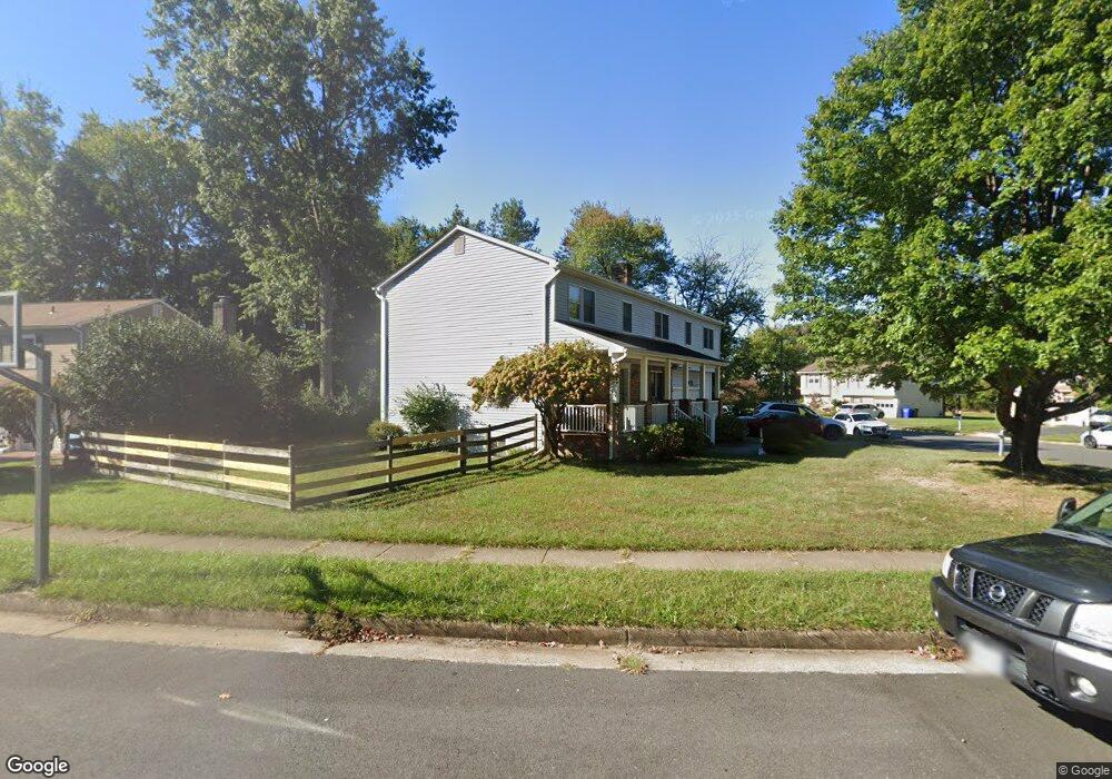 7957 Arden Ct, Dunn Loring, VA 22027 - photo 1