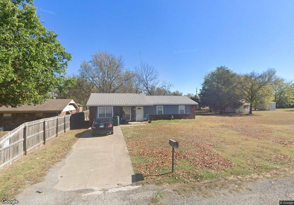 404 S Osage St, Okmulgee, OK 74447 - photo 1