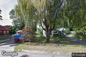 12 Charles St, Claremont, NH 03743