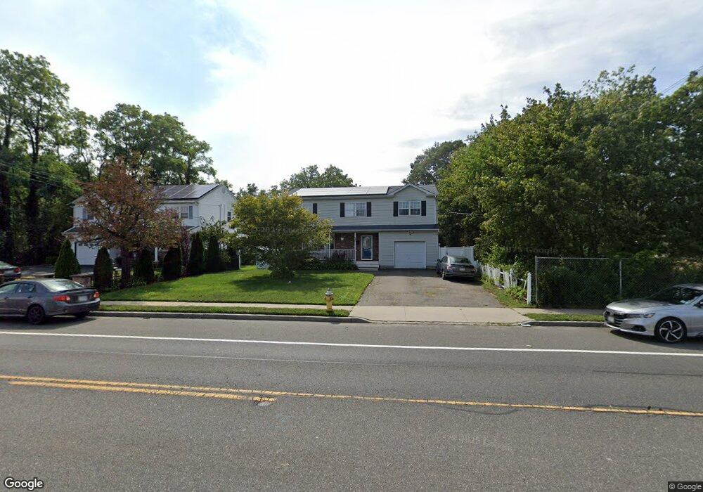 947 Great Neck Rd, Copiague, NY 11726 - photo 1