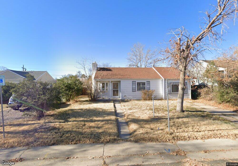 815 Newark St, Aurora, CO 80010 - photo 1