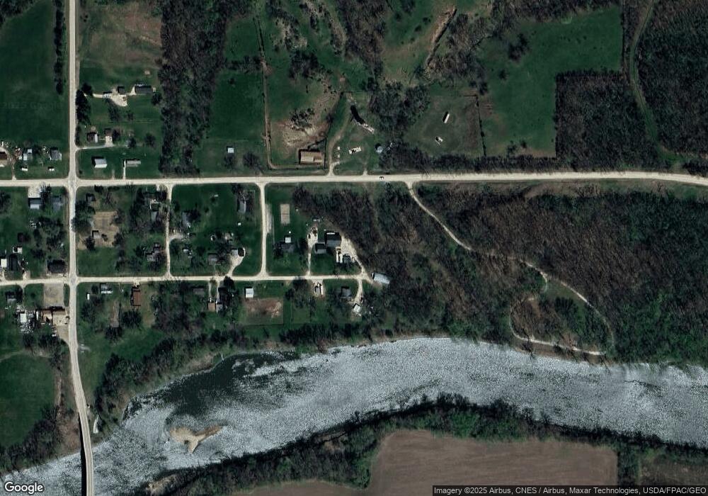 17746 Augusta Mill Rd, Wever, IA 52658 - photo 1