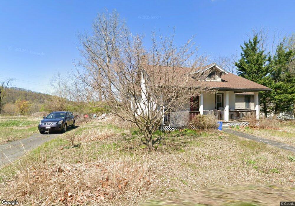 2805 Pricetown Rd, Temple, PA 19560 - photo 1