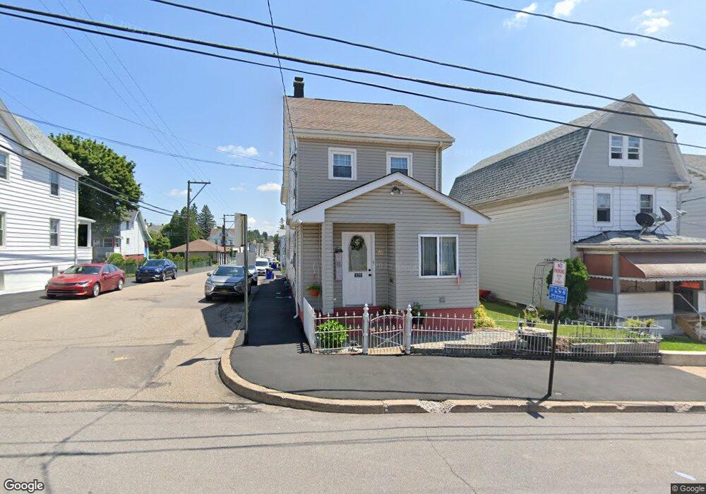 639 Seybert St, Hazleton, PA 18201 - photo 1
