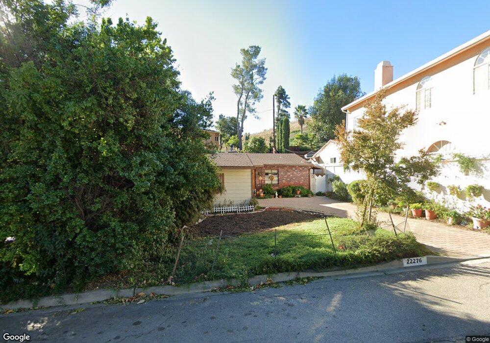 22276 Buena Ventura St, Woodland Hills, CA 91364 - photo 1