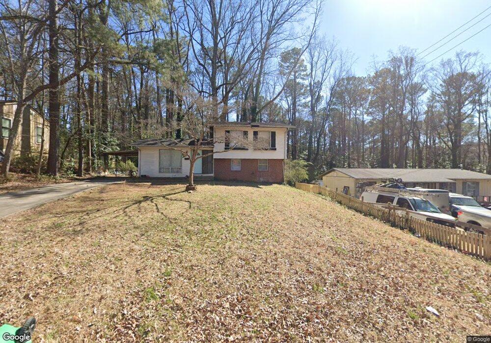 817 Cascade Dr, Forest Park, GA 30297 - photo 1