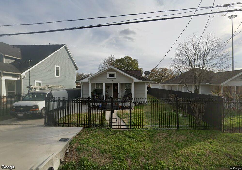 104 Frawley St, Houston, TX 77009 - photo 1