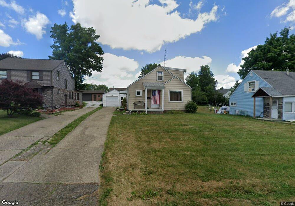 1415 Spangler Rd NE, Canton, OH 44714 - photo 1