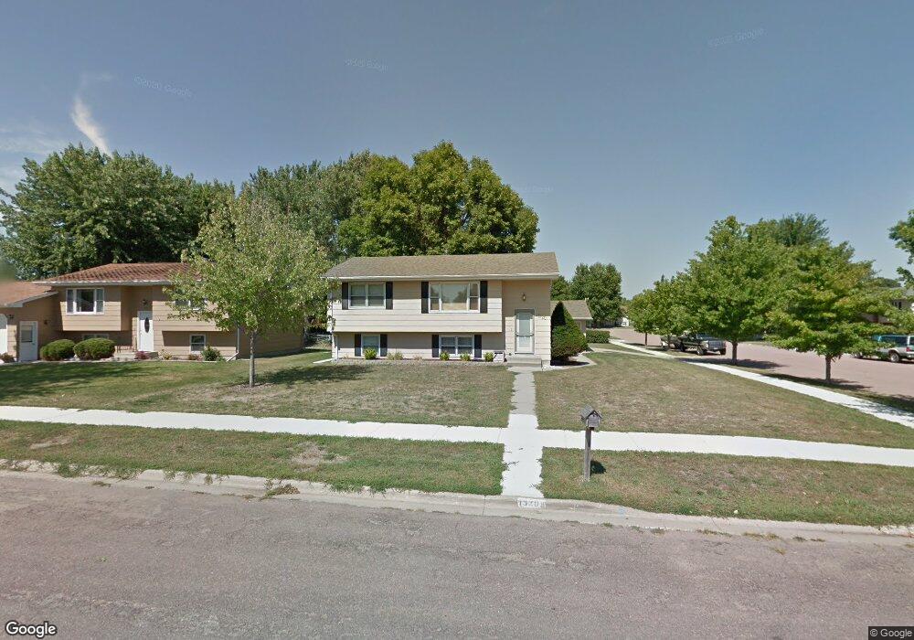 1520 E Ash Ave, Mitchell, SD 57301 - photo 1