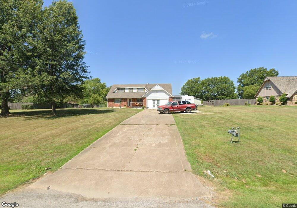 9410 Hillcrest Dr, Broken Arrow, OK 74014 - photo 1