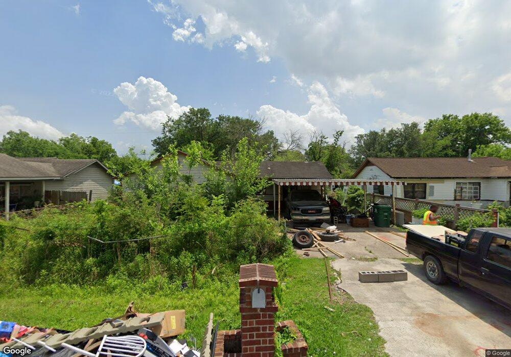 7614 W Knoll St, Houston, TX 77028 - photo 1