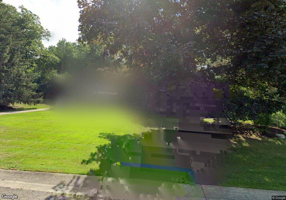 5213 Rector Ct, Bloomfield Hills, MI 48302 - photo 1