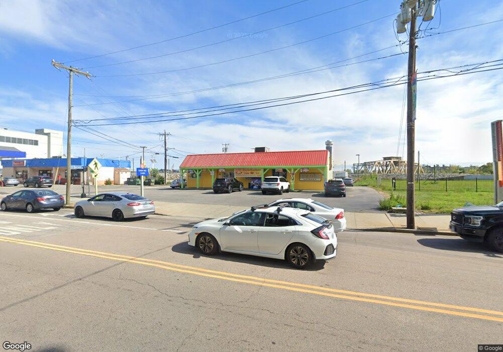 298 Bank St, New London, CT 06320 - photo 1