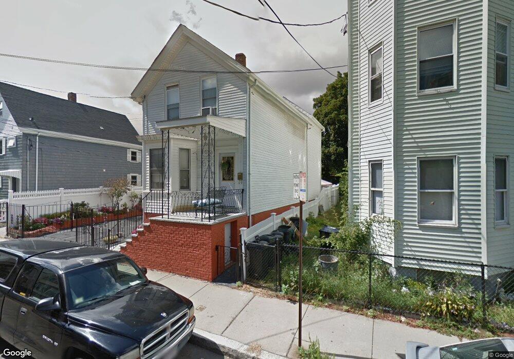 219 Elm St unit 221, Cambridge, MA 02139 - photo 1