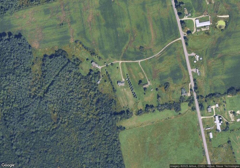 32 Daudelin Woods Rd, Fairfax, VT 05454 - photo 1