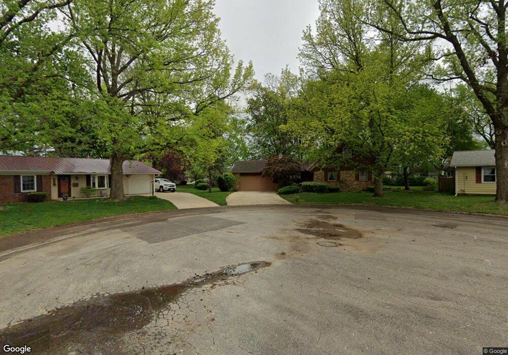 18 Tulip Dr, Lincoln, IL 62656 - photo 1