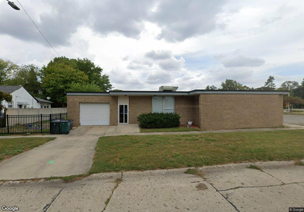 10150 W Nine Mile Rd, Oak Park, MI 48237 - photo 1