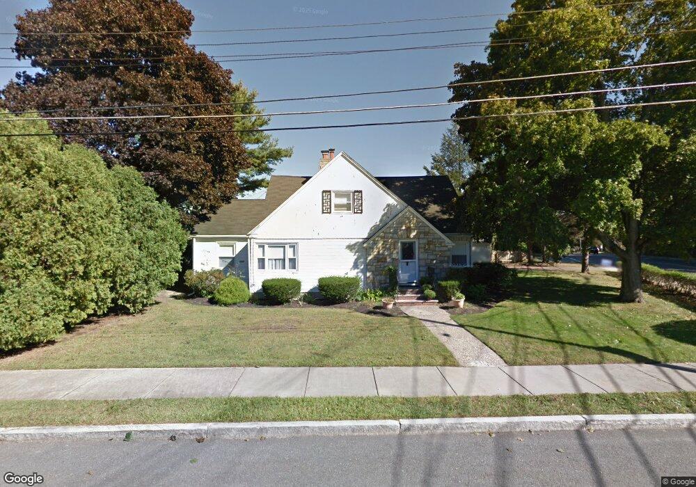 1 Gerald Rd, Stoneham, MA 02180 - photo 1