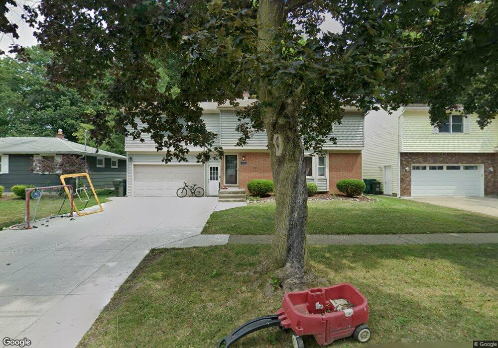 1267 Doebler Dr, North Tonawanda, NY 14120 - photo 1