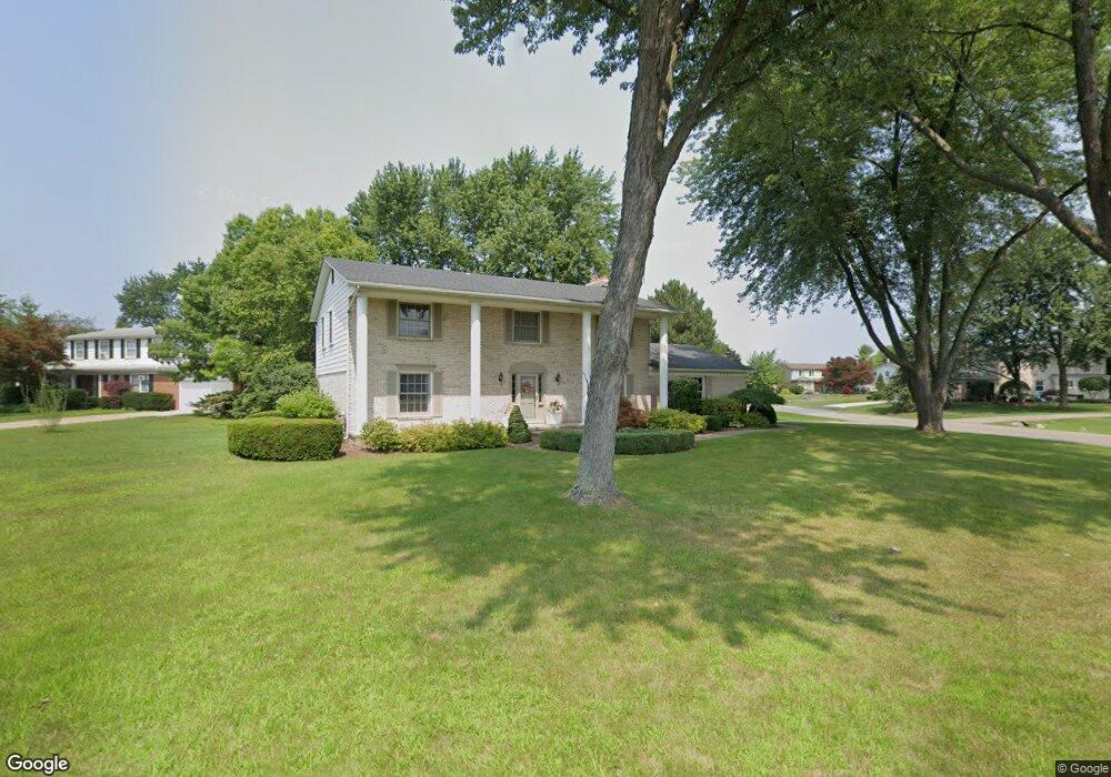 6702 Cottonwood Knoll, West Bloomfield, MI 48322 - photo 1