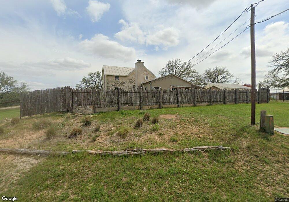 805 S Bowie St, Fredericksburg, TX 78624 - photo 1