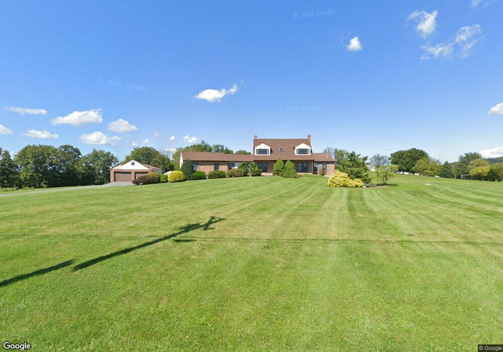 52 Worman Rd, Douglassville, PA 19518 - photo 1