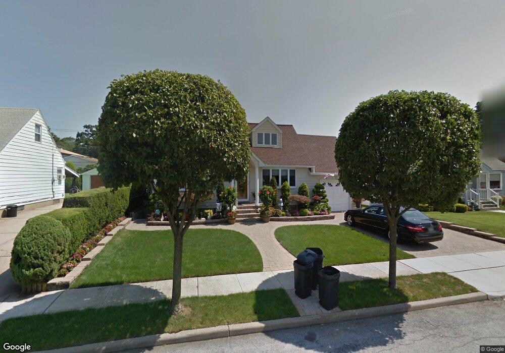 433 Robert Ave, Franklin Square, NY 11010 - photo 1