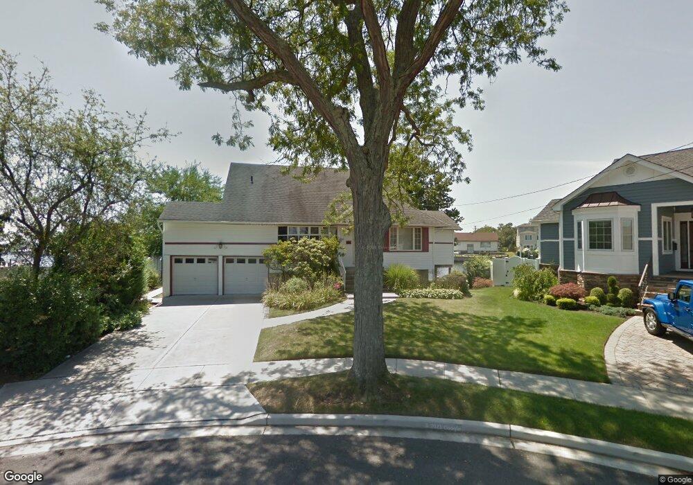 2858 Valerie Ct, Merrick, NY 11566 - photo 1