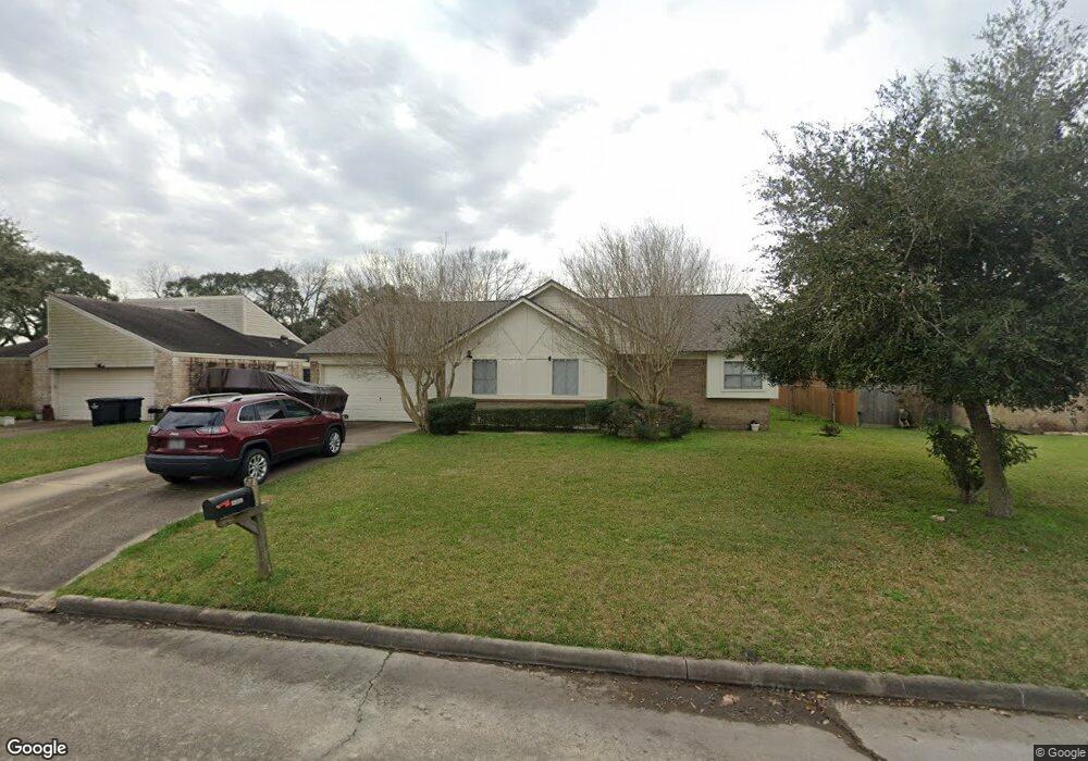 4930 Kentington Dr, Alvin, TX 77511 - photo 1