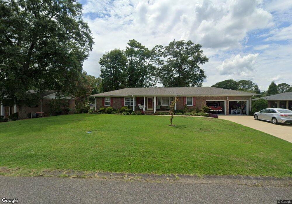 126 Nottingham Rd, Rainbow City, AL 35906 - photo 1