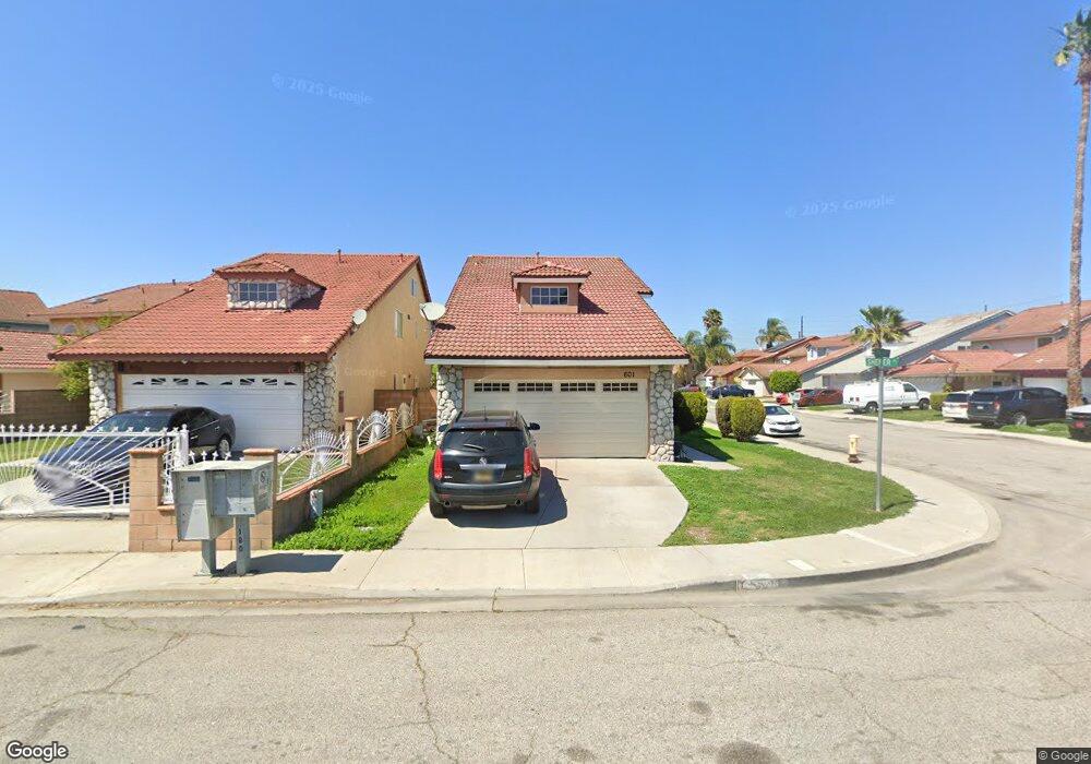 601 W Palm Cir, Compton, CA 90220 - photo 1