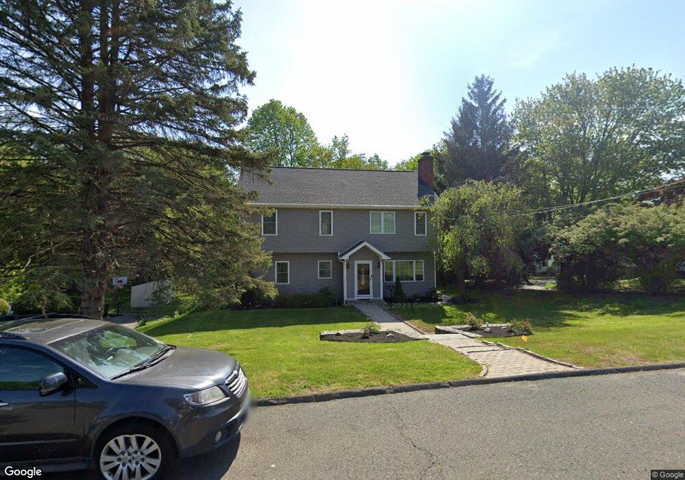 11 Ann St, Trumbull, CT 06611 - photo 1