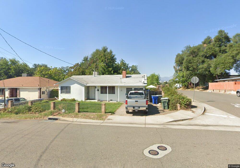 2402 Beverly Dr, Redding, CA 96002 - photo 1