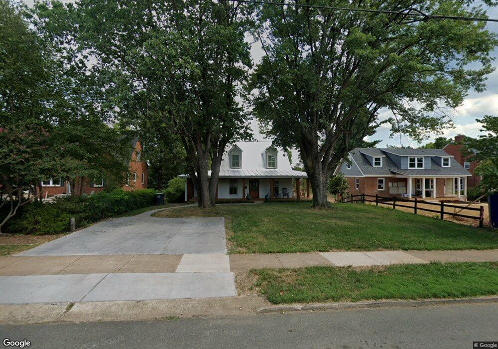 1018 Locust Ave, Charlottesville, VA 22901 - photo 1