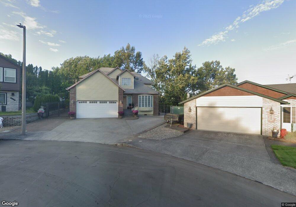 1430 SW Spence Ct, Troutdale, OR 97060 - photo 1