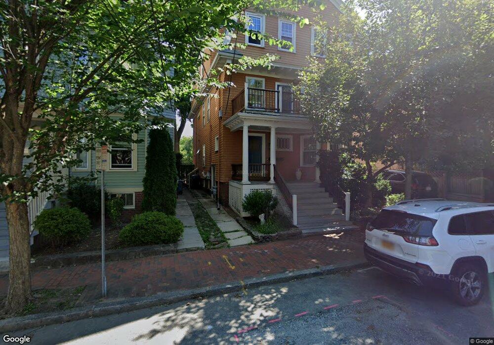 262 Upland Rd, Cambridge, MA 02140 - photo 1