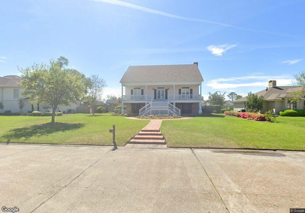 1313 Hillcroft Dr, Lake Charles, LA 70605 - photo 1