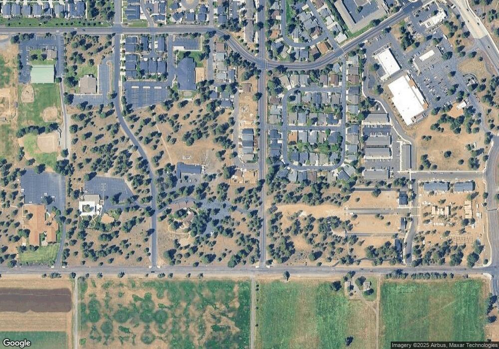 303 N Desert Rose Loop, Sisters, OR 97759 - photo 1