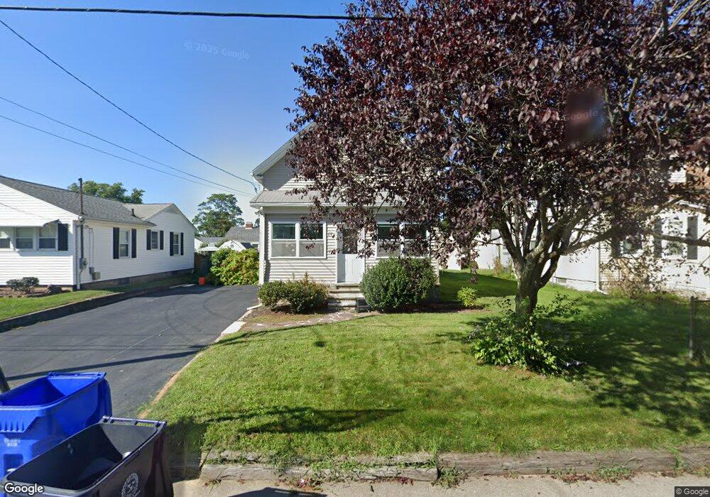 66 Winslow St, Riverside, RI 02915 - photo 1
