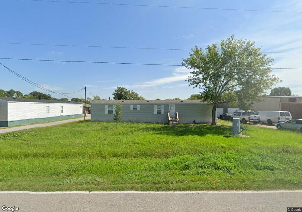 4221 Wells Dr, Pearland, TX 77584 - photo 1