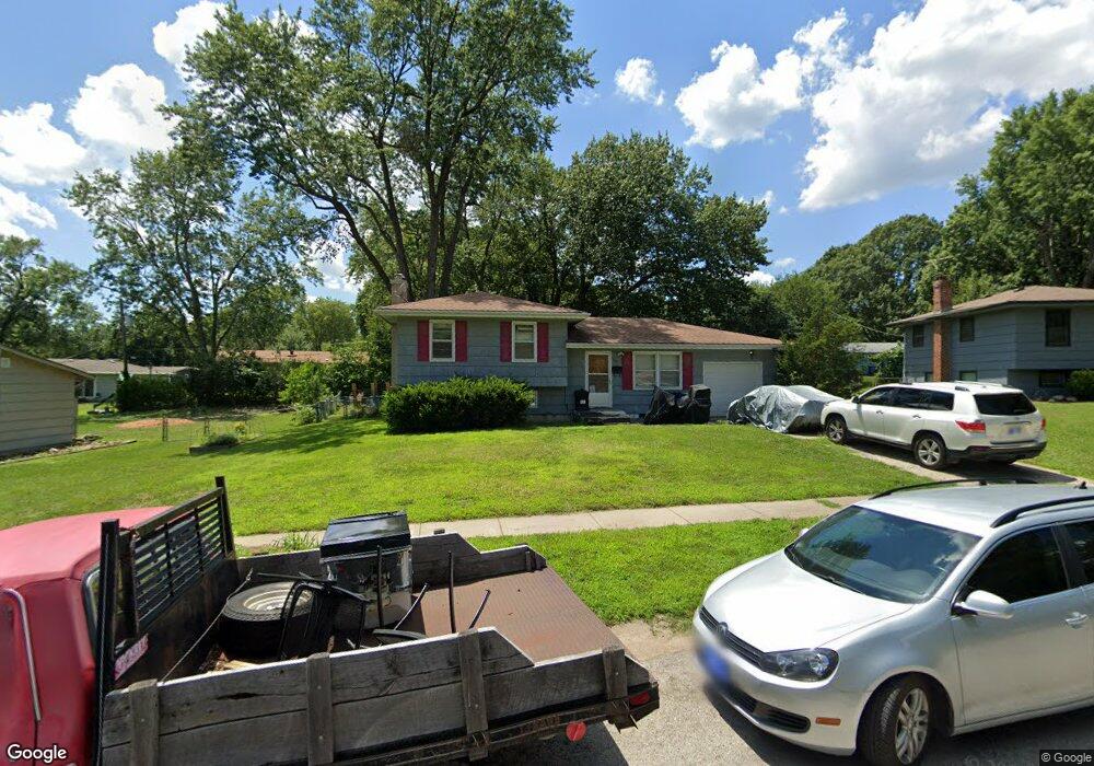 7110 Melrose Ln, Shawnee, KS 66203 - photo 1