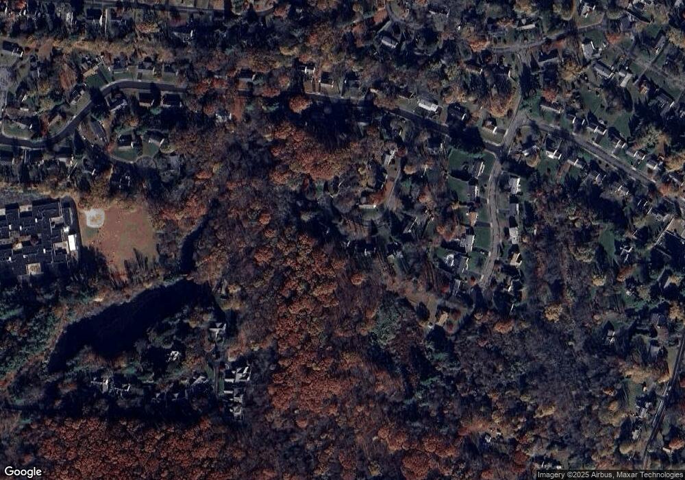 60 Royalwood Ct, Cheshire, CT 06410 - photo 1